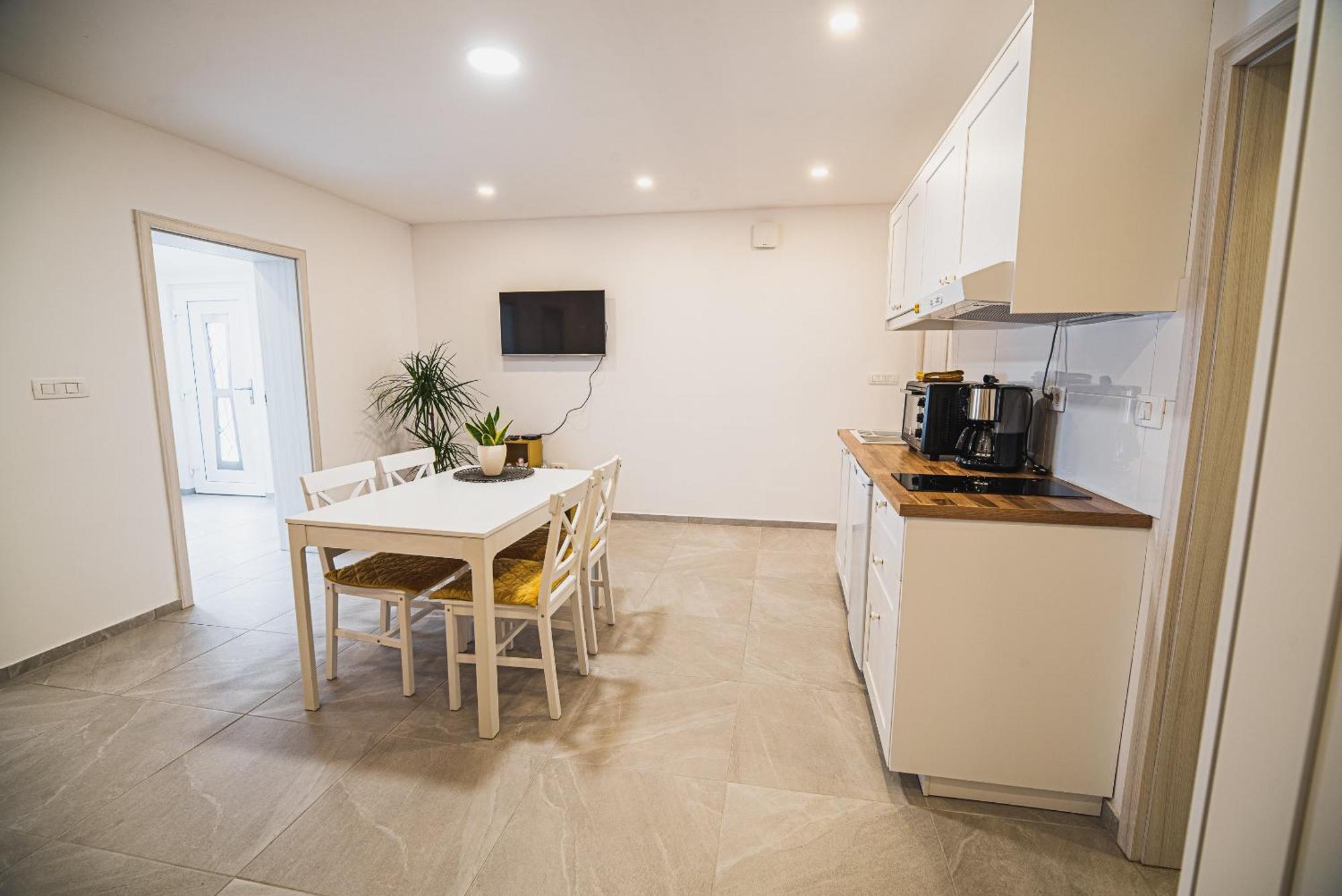 Gotar Apartment With Garden Kobarid Zewnętrze zdjęcie